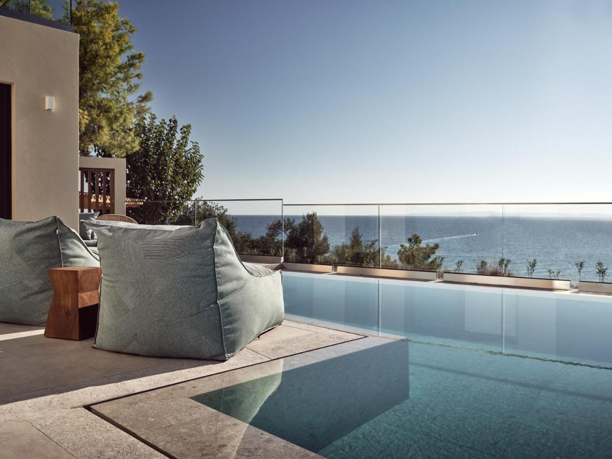 Uparati Villa - Hilltop Sea View Retreat チィリヴィ エクステリア 写真