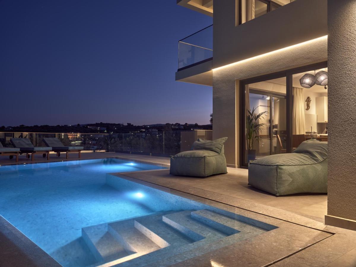 Uparati Villa - Hilltop Sea View Retreat チィリヴィ エクステリア 写真